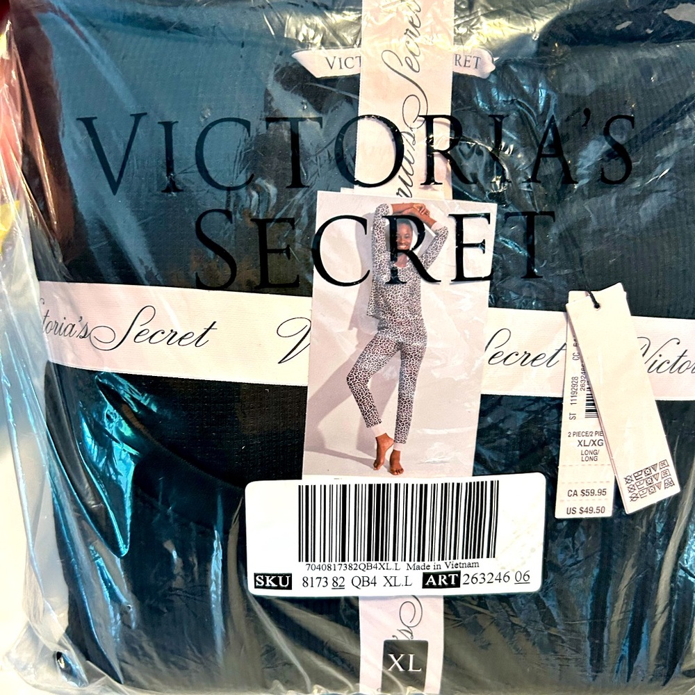 Victoria’s Secret Thermal Pj Set. Solid black, Never opened, original packaging.